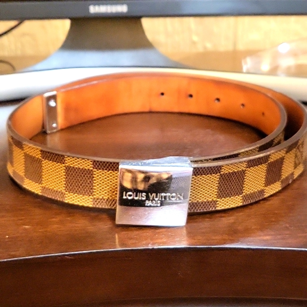 Authentic Louis Vuitton Belt in Damier Ebene